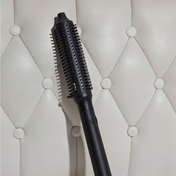 GHD volumising brush - Picture 3 of 6